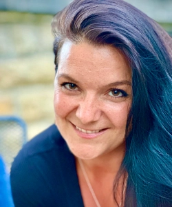 Neda Hundertmark