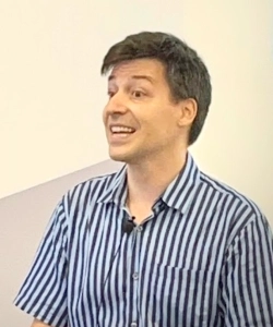 Dr Darko Ješić