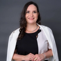 Michelle Dourado Mores