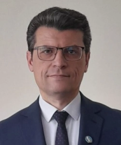 Ali RamazanianBajgiran