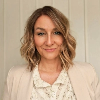 Professor Helena Knapić