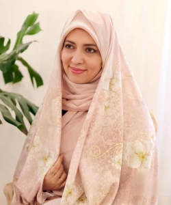 Meymanat Hosseini