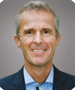 Dr. Peter Engel