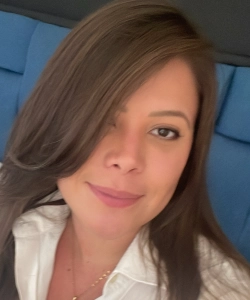 Abg Roxana Mundarain