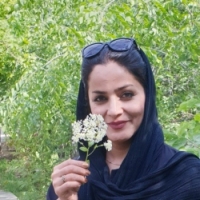 Dr Saydeh Zinat Hosseini