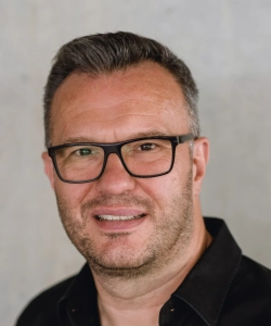 Thomas Esche