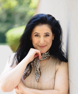 Mrs. Efrat Azulay Efraim