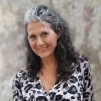Ms Zorana Stakić